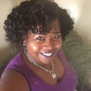 Meet your Posher, Deborah